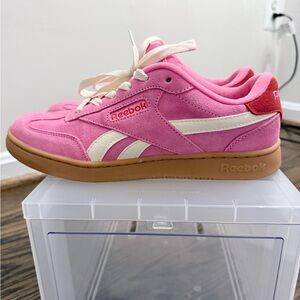 Reebok Women’s Forte Lounger Classic Pink Suede Sneakers Size 8.5 Like New